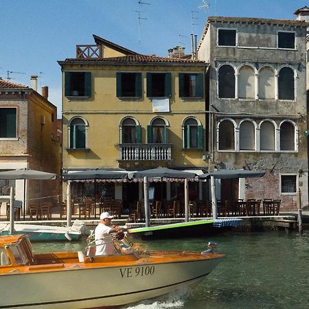 Casa Virginia Direct At The Canal Cannaregio With Own Roof Terrace Veneza Exterior foto