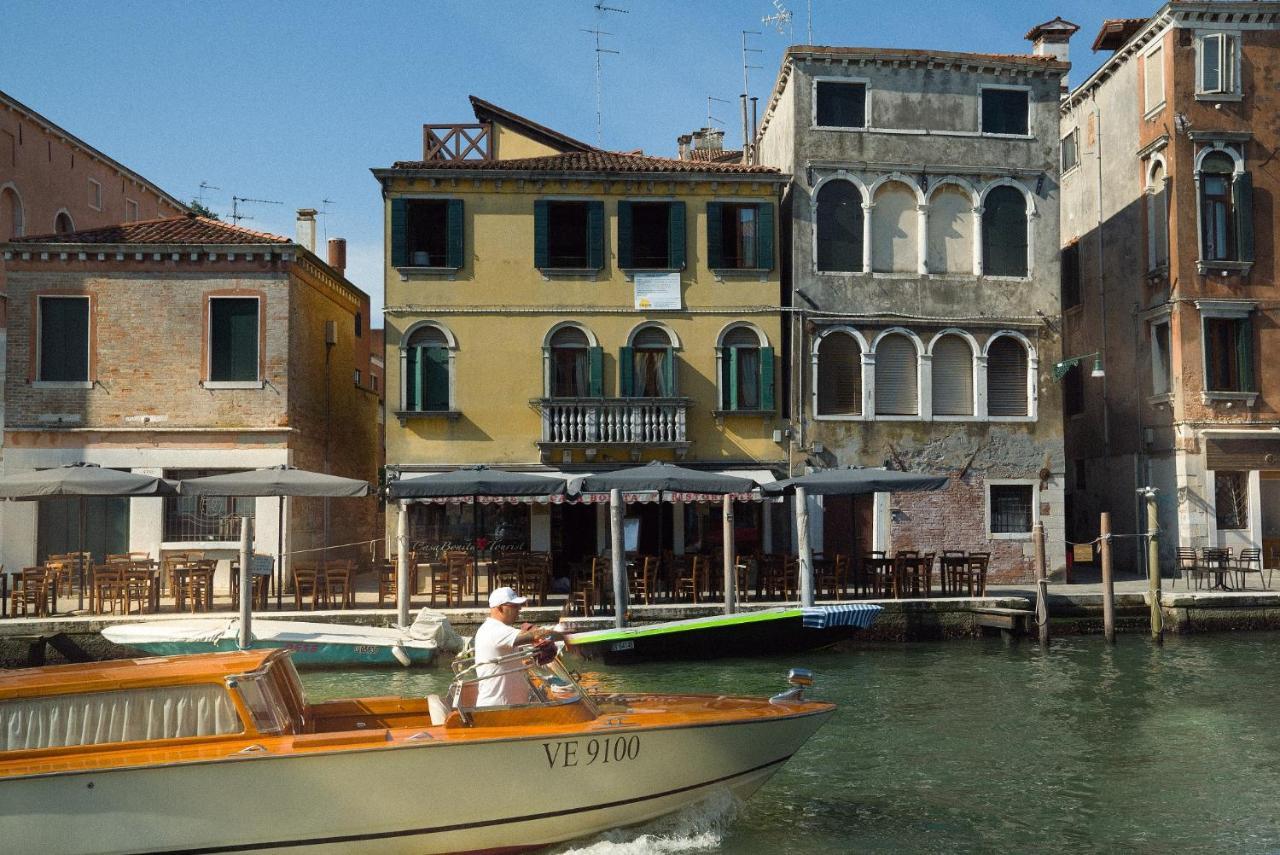 Casa Virginia Direct At The Canal Cannaregio With Own Roof Terrace Veneza Exterior foto