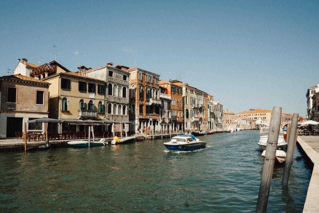 Casa Virginia Direct At The Canal Cannaregio With Own Roof Terrace Veneza Exterior foto