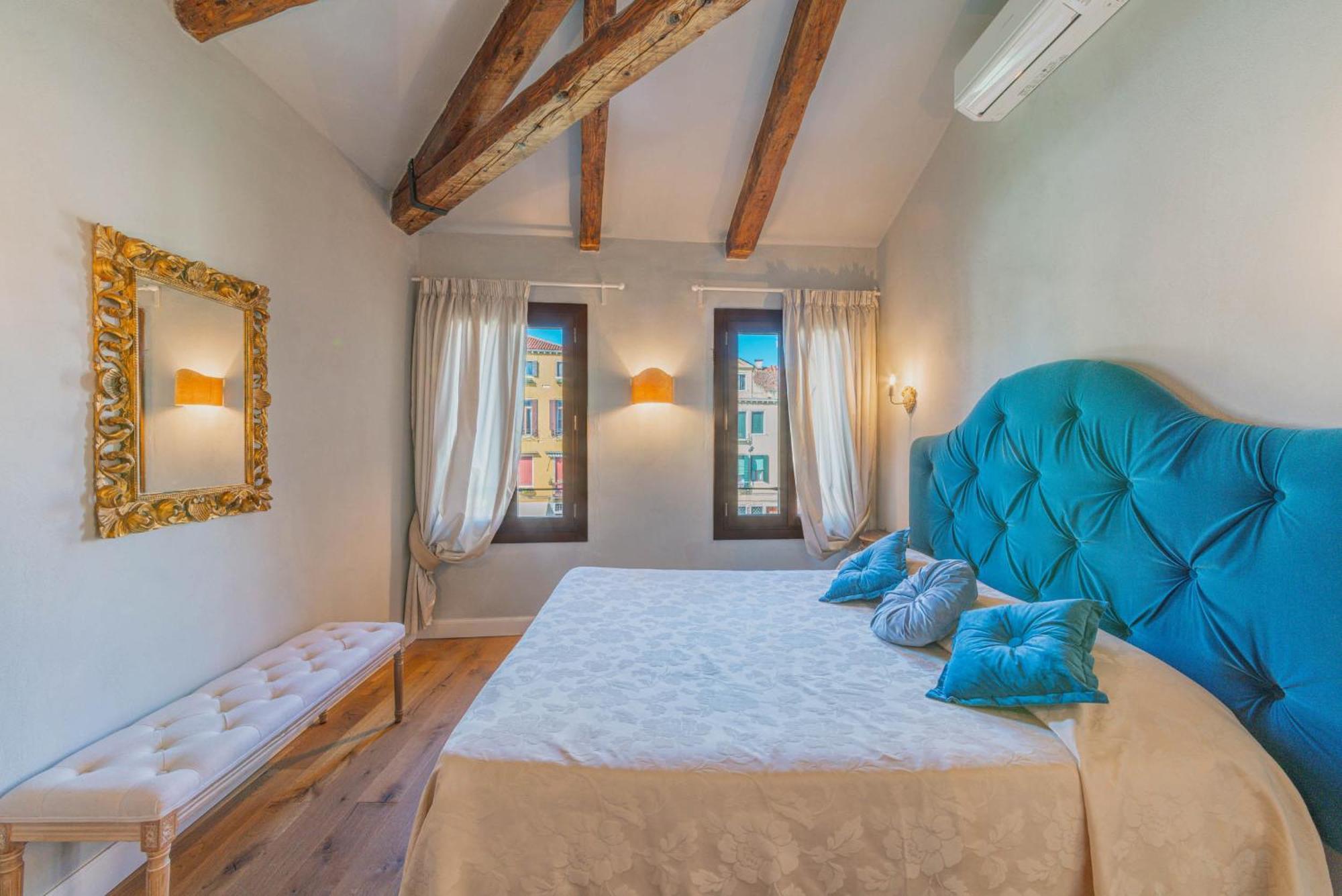Casa Virginia Direct At The Canal Cannaregio With Own Roof Terrace Veneza Exterior foto