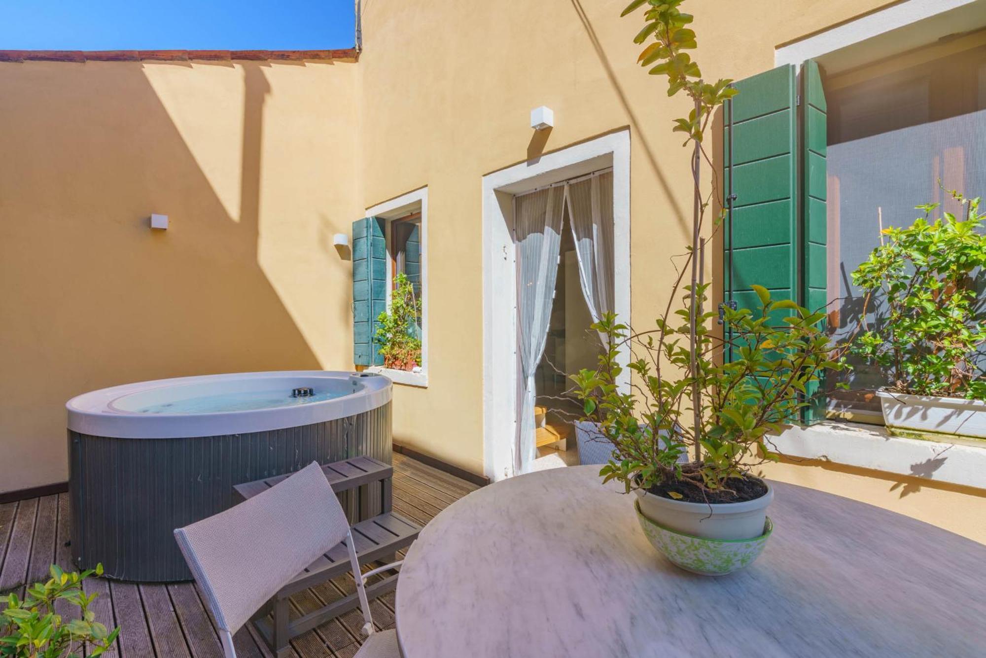 Casa Virginia Direct At The Canal Cannaregio With Own Roof Terrace Veneza Exterior foto