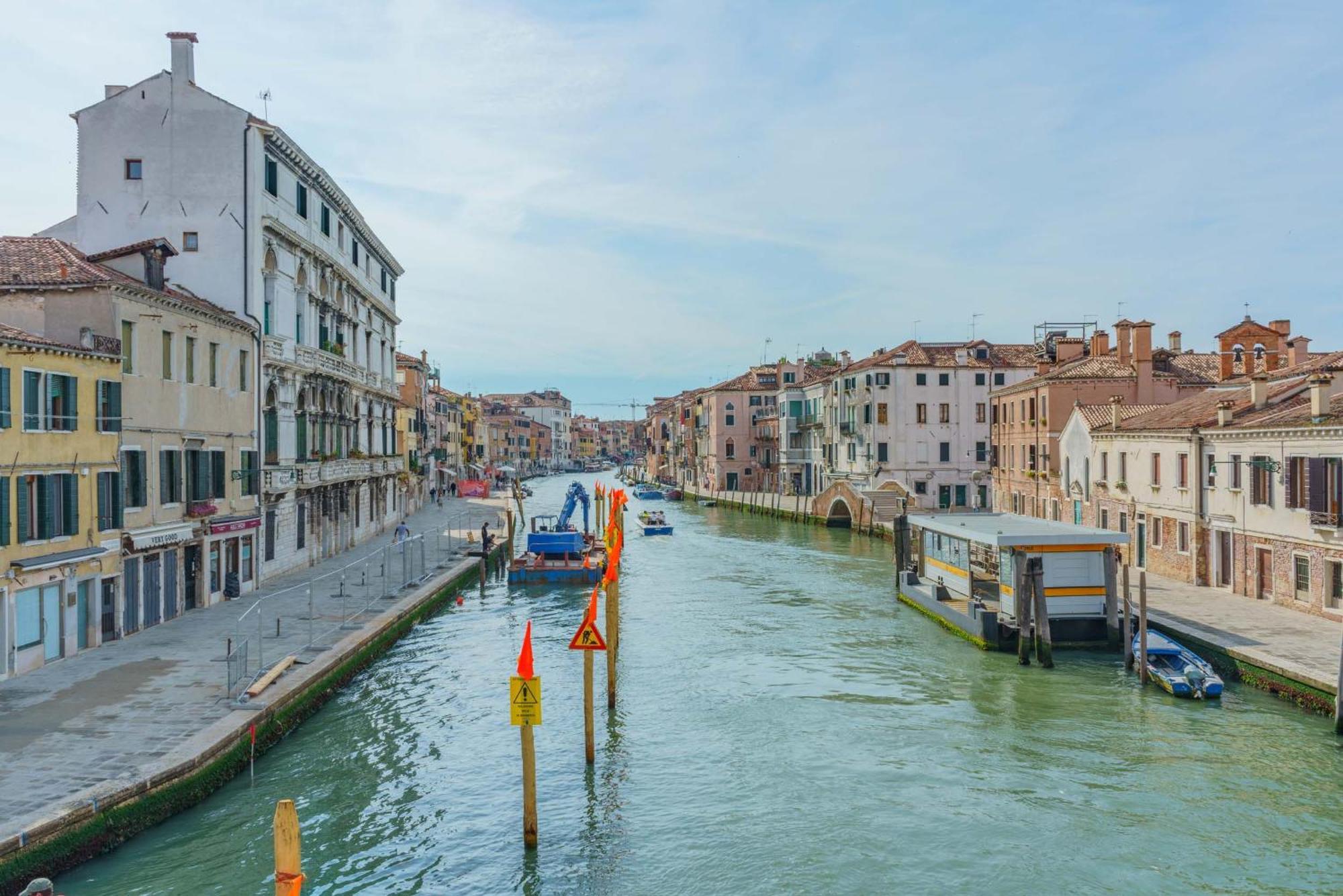 Casa Virginia Direct At The Canal Cannaregio With Own Roof Terrace Veneza Exterior foto